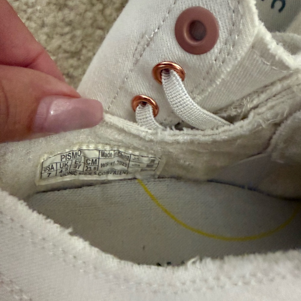 Vionic White Canvas Slip-On Sneakers with Rose Gold Eyelets - Picture 3 of 4